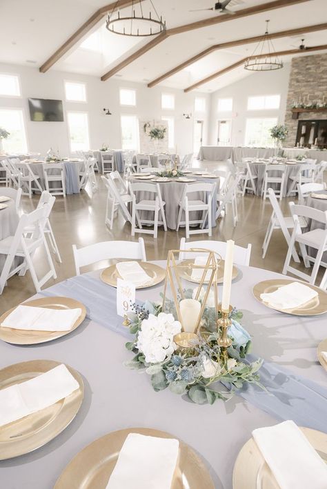 Pastel Blue And Champagne Wedding, Soft Blue Wedding Decor, Light Blue And Navy Wedding Theme, Baby Blue Wedding Decor, Pale Blue Wedding Decor, Light Blue And Gold Wedding Reception, Mist Blue Wedding Decor, Dusty Blue And Sage Wedding, Simple Round Table Wedding Decor