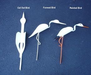 Making Yard Birds From PVC Pipe Pvc Birds, Pvc Art, Bird Template, Pvc Pipe Crafts, Pvc Pipe Projects, Pvc Projects, Bird Free, Bird Crafts, Bird Sculpture