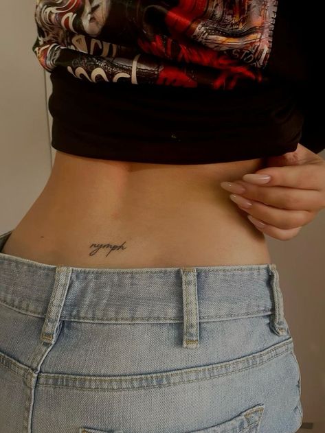 Tattoos Lower Back, Classy Tattoos For Women, Tramp Stamp Tattoos, Tattoos Infinity, Petite Tattoos, Tattoos Geometric, Tattoo Script, Cute Tattoos For Women, Discreet Tattoos