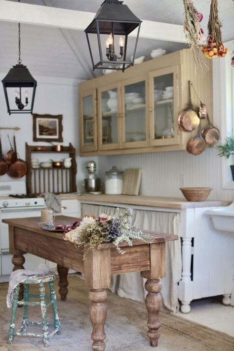 Whittney Parkinson Kitchen, Cottage Chairs English Country, French Country Island, Farmhouse Sink Island, Sink Island, Vintage Farmhouse Bathroom, Kitchen 2022, Stock Kitchen Cabinets, Retro Refrigerator