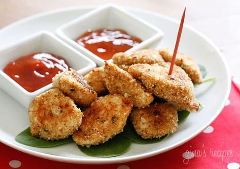 Toddler Chicken Recipes, Healthy Chicken Nuggets, Baked Chicken Nuggets, Healthy Baked Chicken, Chicken Nugget Recipes, Nuggets Recipe, Zucchini Boats, Healthy Baked, Clean Eating Dinner