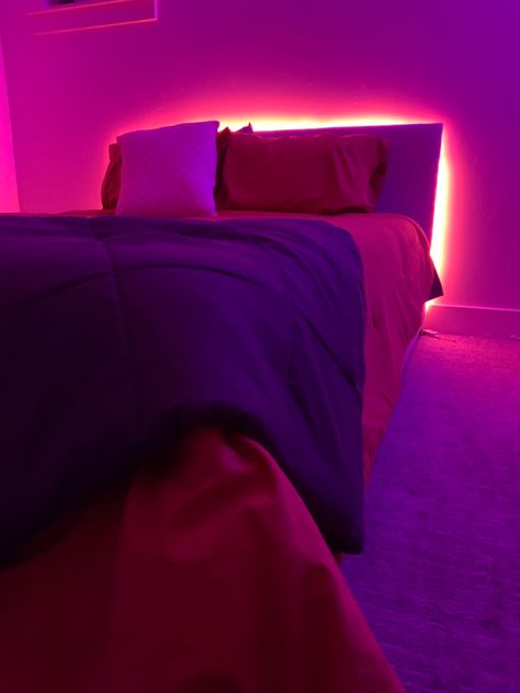 LEDs behind bed, cool, trendy Leds Behind Bed, Led Behind Bed, Bedroom Idea, Bed Bedroom, Led, Bedroom, Bed