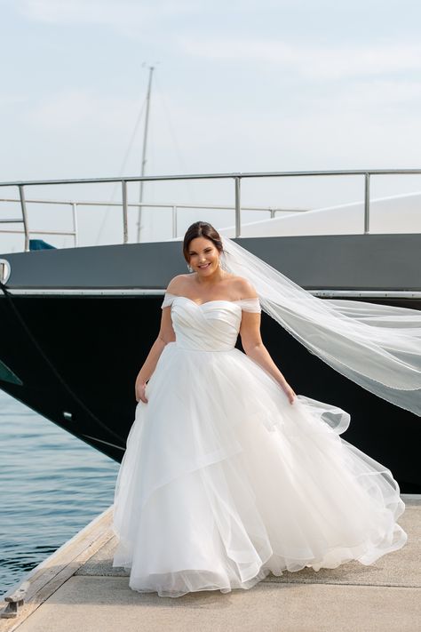 Wedding Gown Plus Size Full Figured, Tiered Floral Ball Gown Wedding Dress, White Satin Wedding Dress Plus Size, Wedding Dress Full Figured, Off The Shoulder Ball Gown Wedding Dress Plus Size, Plus Size Bride With Veil, Wedding Gowns Mid Size, Wedding Dresses Plus Size Ball Gown, 3x Plus Size Wedding Dresses