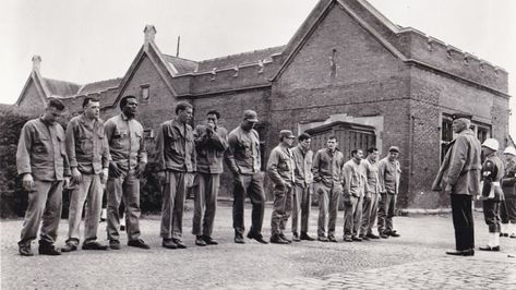 The Only Major Actors Still Alive From The Cast Of The Dirty Dozen - Looper Harry Treadaway, The Dirty Dozen, Ernest Borgnine, Lee Marvin, Bargain Hunt, Dirty Dozen, Jim Brown, Donald Sutherland, Charles Bronson