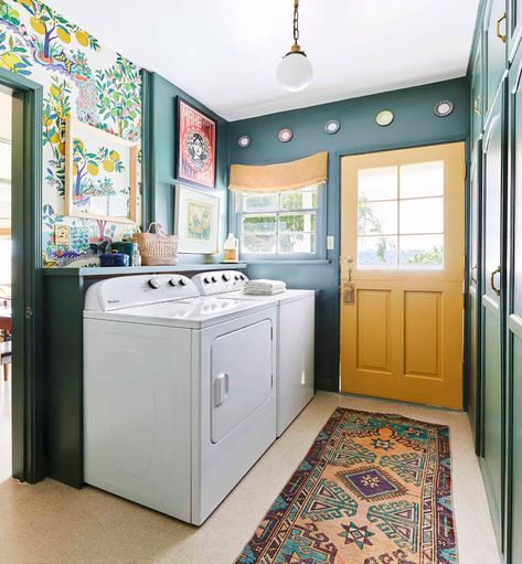 Laundry Room Design Colorful, Laundry Room Eclectic, Bold Laundry Room Colors, Zen Laundry Room, Quirky Laundry Room, Laundry Room Maximalist, Eclectic Laundry Room Ideas, Bright Laundry Room Colors, Whimsical Craft Room