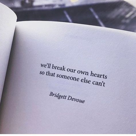 Ema Meden (@emameden) • Instagram photos and videos Bridgett Devoue, Fear Of Rejection, Quotes Time, Fear Of Love, Quotes Of The Day, Quotes By Authors, Poem Quotes, Wonderful Words, Poetry Quotes