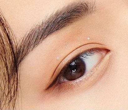 Lee Know Close Up Face, Straykids Eye Makeup, Lee Know Close Up, Lee Know Eyes Close Up, Straykids Eyes, Minho Eyes, Pleasing People, Close Up Faces, Eye Close Up