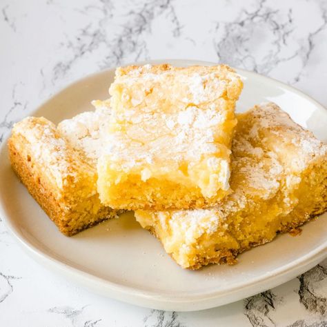 Gooey Butter Cake + 6 Variations - State of Dinner Lemon Chess Bars, Chess Bars, Lemon Cake Bars, Chess Cake, Ooey Gooey Butter Cake, Cream Cheese Bars, Cheese Bar, Gooey Butter Cake, Butter Cake Recipe