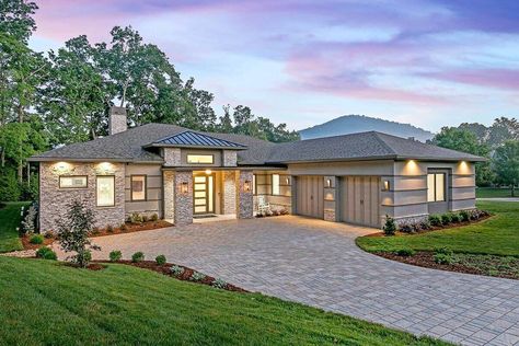 3-Bedroom Single-Story Transitional Home with Courtyard Entry Garage and Covered Lanai Hip Roof House, Hip Roof House Plans, Transitional House Plans, Modern Contemporary House Plans, Covered Entry, Transom Window, Ceiling Plan, Roof House, Transitional Home