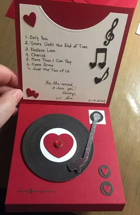 90+ Easy Valentines Gifts for Him That He'll Love - HubPages Hadiah Diy, Handmade Gifts For Boyfriend, Anniversaire Diy, Distance Gifts, Creative Gifts For Boyfriend, Bf Gifts, Diy Gifts For Him, Cute Couple Gifts