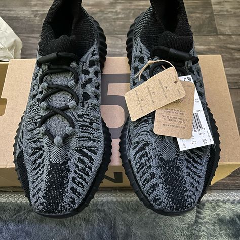 Yeezy Onyx 350, Yeezy Slide Slate Marine, Yeezy 500 Granite, Yeezy 350 Slate, Kids Yeezys Size 4'5, Yeezy Black, Mens Yeezy, Yeezy 350, Yeezy Shoes