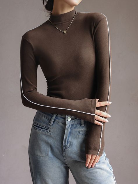 Details Composition: 95% Polyester, 5% Elastane Design: Contrast Binding Style: Casual, Basic Thickness: Regular Material: Jersey Occasion: Leisure Size & Fit Stretch: Medium Stretch Fit Type: Slim Fit Cm Inch Size Length Shoulder Bust Sleeve S 54 31 74 54 M 55.5 32 78 55 L 57 33 82 56 XL 58.5 34 86 57 S 21.3 12.2 Streetwear Spring, Fit Clothes, Fits Clothes, Spring Fashion Outfits, Silver Lining, Long Sleeve Knit Tops, 5 S, Belleza Natural, Casual Look