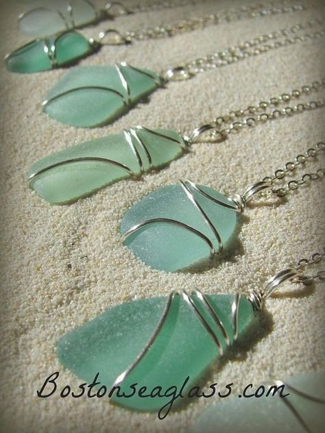 Wire Wrapped Stone Jewelry, Wire Wrap Jewelry Designs, Wire Wrapped Jewelry Tutorials, Beachglass Jewelry, Wire Jewelry Designs, Green River, Rock Jewelry, Wire Wrapping Stones, Diy Wire Jewelry