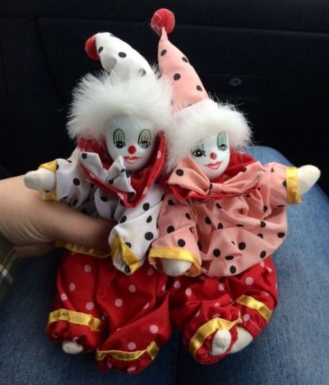 Clown Dolls, Clown Stuff, Clown Doll, Send In The Clowns, Cute Clown, Vintage Clown, Outdoors Tattoo, Clowning Around, Victorian Dolls