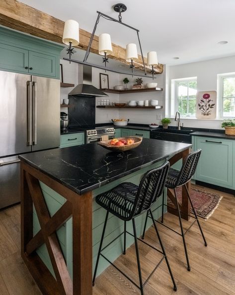 Green Farmhouse Kitchen, Kitchen With Stone, Black Farmhouse Sink, Slab Backsplash, Log Home Kitchens, Black Kitchen Countertops, Green Farmhouse, Black Stainless Steel Kitchen, Green Kitchen Designs