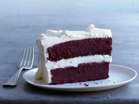 Passover Recipes Dessert, Passover Desserts, Red Velvet Cake Recipe, Velvet Cake Recipes, Grab Food, Flourless Cake, Red Cake, Passover Recipes, Jewish Recipes