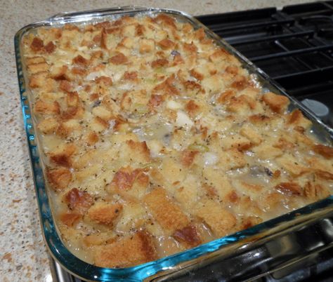 Scalloped Chicken, Leftover Cooked Chicken, Leftover Chicken Recipes Easy, Baby Meals, Chicken Casseroles, Friend In Need, Turkey Casserole, Cooked Chicken Recipes, Leftover Chicken Recipes