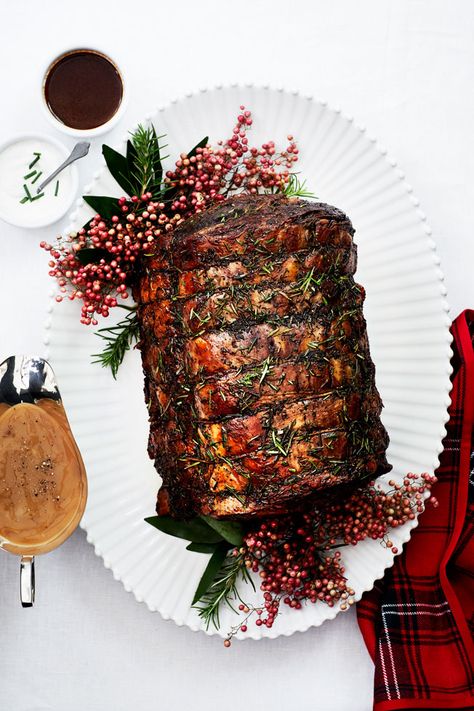 Tender and full of flavor, this prime rib recipe is a festive main course for a Christmas feast. Horseradish cream and red wine jus are classic partners. Christmas Potluck, Christmas Main, Prime Rib Recipe, Xmas Dinner, Festive Dinner, Rib Roast, Christmas Food Dinner, Beef Tenderloin, Prime Rib