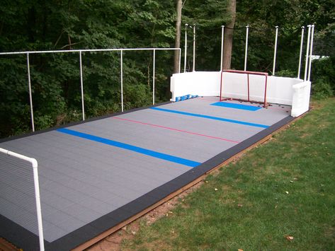 Construct your very own shooting training area using ProWall Dasher Boards! Outdoor Hockey Rink, Backyard Hockey Rink, Synthetic Ice Rink, Backyard Ice Rink, Backyard Rink, Backyard Court, Hockey Diy, Ice Hockey Rink, Backyard Sports