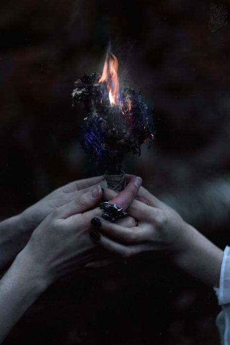 #ritual #witchcraft #hands #darkness #forestwitch #blackmagic #natalieina Ritual Witchcraft, Witchcraft Shop, Respect Life, Nature Picture, Jpeg Images, Creatures Of The Night, Artist On Instagram, Dark Forest, Coven