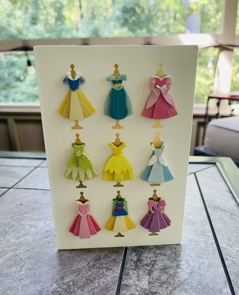 Disney Paper Art, Diary Ideas Writing, Cute Diary Ideas, Cute Diary Ideas Writing, Disney Princess Diy, Studio Ghibli Crafts, Disney Decor Diy, Disney Card, Disneyland Birthday