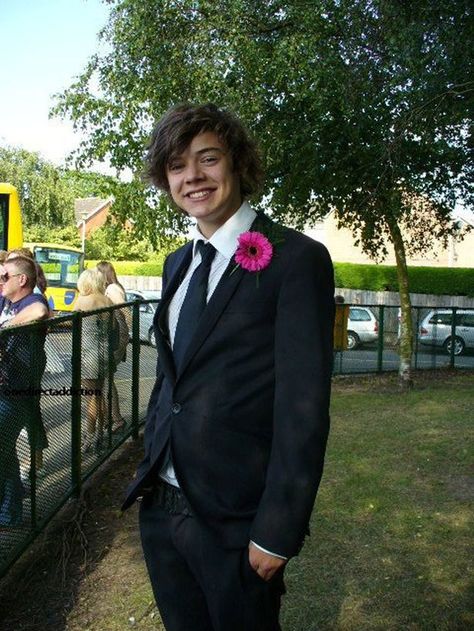 Prom Picture, Prom King, One Direction Harry Styles, British Boys, One Direction Harry, Prom Photos, Harry Styles Pictures, Harry Styles Photos, Mr Style