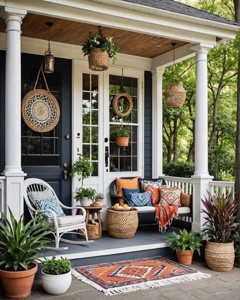 Front Porch Entryway Ideas, Mismatched Decor, Landscaping Front Porch, Front Porch Seating Ideas, Small Front Porch Ideas Entrance, Boho Front Porch, Earthy House, Front Porch Lights, Cozy Front Porch Ideas