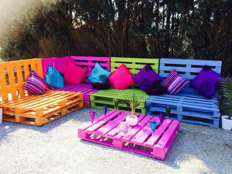 . Bar Deco, Pallet Furniture Outdoor, Outdoor Decor Backyard, Backyard Fun, Diy Pallet Furniture, Dream House Decor, Diy Backyard, Backyard Decor, Pallet Furniture