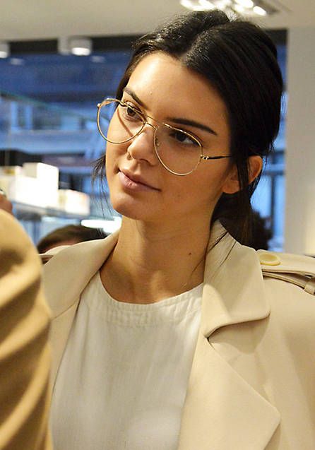 Kendall Jenner Aviator Eyeglasses Women, Eyeglasses Photography, Kendall Jenner Outfits Casual, Aviator Glasses Frames, Glasses Frames Trendy, Clear Glasses Frames, Style Selfie, Michael Kors Eyeglasses, Aviator Eyeglasses