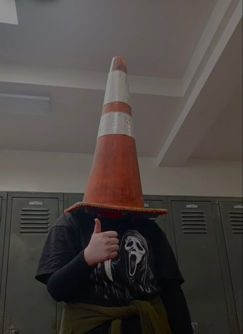 Traffic Cone On Head Aesthetic, People With Cones On Their Heads, Cone Head Drawing, Traffic Cone Head Aesthetic, Cone Head Pfp, Cool Art Reference Photos Objects, Cone Head Aesthetic, Drawing Reference Objects, Traffic Cone Head