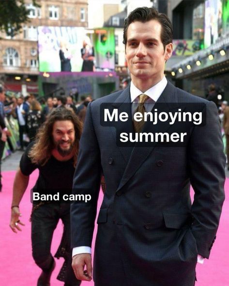 Marching Band Drumline Memes, Marching Band Couples, Weird Music, Marching Band Jokes, Marching Band Mom, Marching Band Problems, Marching Band Memes, Band Problems, Insta Memes