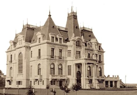 "la Lucila” Urquiza–Anchorena mansion Buenos Aires, Argentina. demolished in the 1940s. Jacobean Architecture, Cool Mansions, Classical House, Victorian Buildings, Old Mansions, Victorian Mansions, French Architecture, Family Estate, Castle House