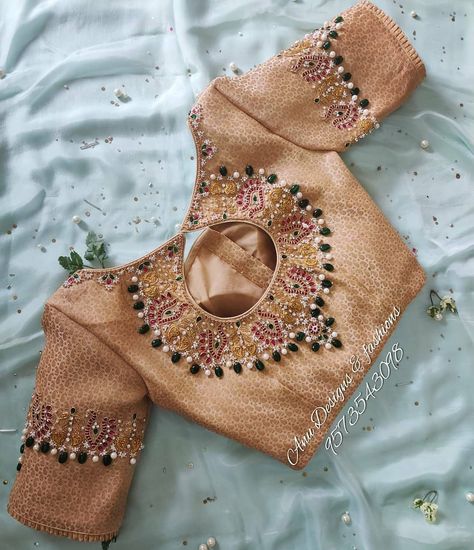 1,760 Likes, 1 Comments - @designerprettyblouses on Instagram: “These stunning blouse designs from @anu_designs_and_fashions 😍  Not for sale ❌  Designer Blouse…” Designer Blouse Ideas, Boat Neck Blouse Design, Blouse Designs Catalogue, Blouse Ideas, New Saree Blouse Designs, Wedding Saree Blouse Designs, Traditional Blouse Designs, Blouse Back Neck Designs, New Blouse Designs