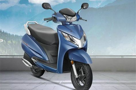 The updated Honda Activa 125 will get fuel injection so that it becomes BS6 compliant. Honda will also add more features to the new scooter. Honda Activa 125, Scooter Price, Honda Scooters, Bike News, Scooter Bike, Witchy Wallpaper, Used Bikes, Led Headlamp, Photo Art Gallery