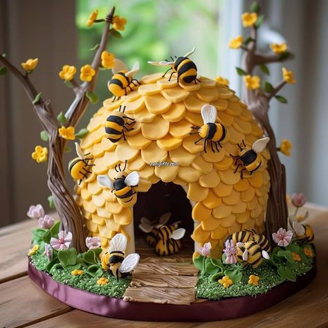 Honey Bee Baby Shower Cake, Bumblebee Cake, Bee Hive Cake, Bee Baby Shower Cake, Bumble Bee Cake, Bee Themed Birthday Party, Bee Things, Bee Cake, Christmas Themed Cake