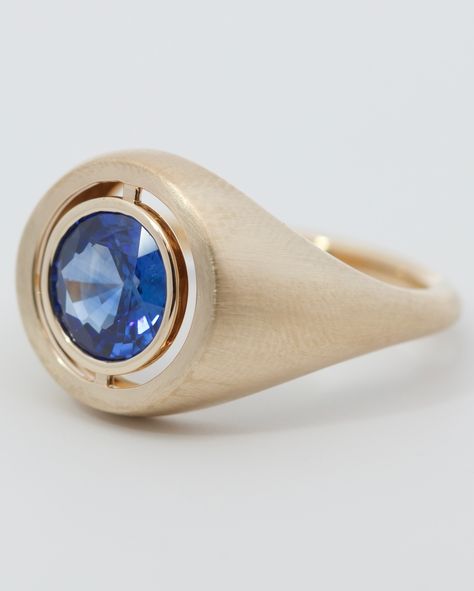 September is for Sapphires! 💙 In honor of the last day of the month, we are excited to share a special story with you. Storytelling is one of our core values, and it is woven into the fabric of this modern heirloom. Introducing a piece that is a heartfelt tribute. It features a floating cornflower blue sapphire set in 14k yellow gold, showcasing a beautiful satin finish complemented by a polished interior. Utilizing our existing setting from The Victo, we replaced the center melee diamonds ... Last Day Of The Month, Cornflower Blue Sapphire, Core Values, The Last Day, Cornflower Blue, Satin Finish, Last Day, Blue Sapphire, Storytelling