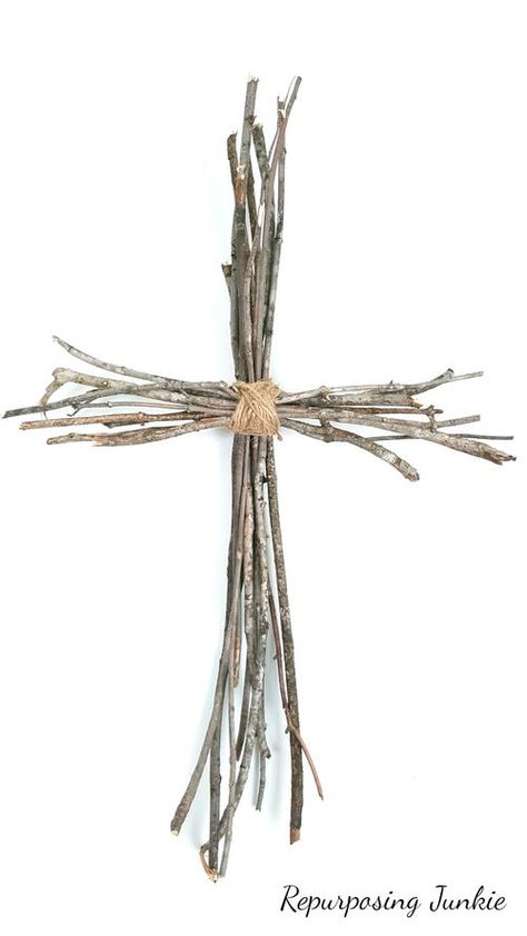 Rustically Beautiful Twig Cross Twig Crafts, Faith Crafts, Easter Wood Crafts, Twig Art, Rustic Cross, Cross Wreath, Easy Easter Decorations, Cross Crafts, Deco Nature