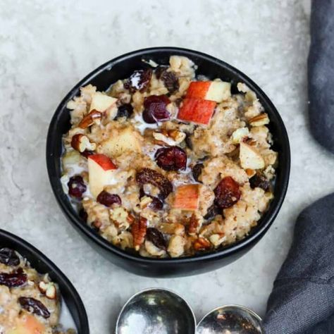 Breakfast Recipes - Mom's Dinner Fruit Oatmeal, Crowd Food, Amazing Breakfast, Vacation Meals, Meals Easy, Gluten Free Foods, Oatmeal Breakfast, Healthy Breakfasts, Fresh Apples