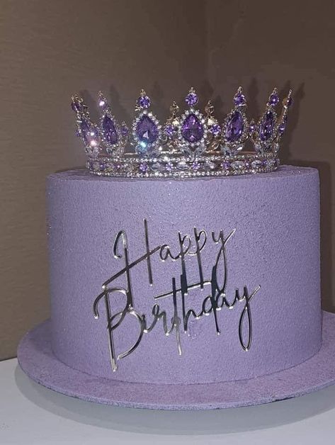 15 Birthday Cake Purple, Purple Bday Cake, Sparkly Birthday Cake, Funny Birthday Sayings, Happy Birthday Post, 18th Birthday Cake Designs, Birthday Cake Roses, Birthday Sayings, 12th Birthday Cake