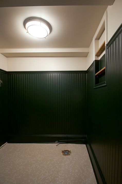 Black Beadboard Bathroom, Green Beadboard Bathroom, Dark Bathroom Paint, Dark Beadboard, Painting Beadboard, Paint Beadboard, Bathroom Dark Green, Dark Baseboards, Green Beadboard