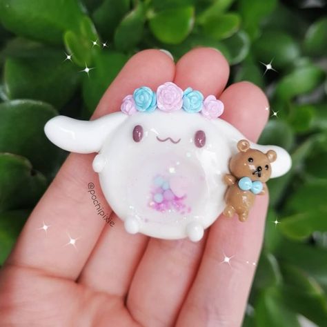 I made this cutie as a commission ❤️ #polymerclay #polymerclaycharms #clay #cinnamoroll #cinna #sanrio #sanriocharacters #sanriocore #kuromi #mymelodyandkuromi #aesthetic #kawaiicharms #kawaiithings #kawaiiaesthetic Polymer Clay Shaker Charms, Cinnamoroll Friends, Sanrio Clay, Sanrio Ceramic, Shaker Charm, Clay Crafts For Kids, Diy Air Dry Clay, Sculpture Art Clay, Clay Diy Projects