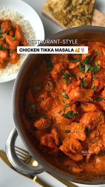 To prepare chicken tikka masala, boneless chicken pieces are marinated in a mixture of yogurt and spices, including cumin, coriander, turmeric, garam masala, and ginger-garlic paste. The marinated chicken is then grilled or baked until tender and slightly charred. Meanwhile, the creamy tomato sauce is prepared by sautéing onions, garlic, and a combination of spices, before adding pureed tomatoes and cream. Chicken Starter Recipes, Well Plated, Spicy Snacks Recipes, Tikka Masala Recipe, Spicy Chicken Recipes, Breakfast Recipes Indian, Vegetarian Fast Food, Tastemade Recipes, Indian Cooking Recipes