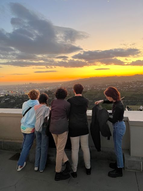 pinterest keywords california friends photography photoshoot griffith park griffith observatory la la land hollywood aesthetic sunset golden hour Griffith Park Photoshoot, Park Photoshoot, Hollywood Aesthetic, 18th Bday, Griffith Observatory, Griffith Park, Pinterest Keywords, Aesthetic Sunset, Friends Photography