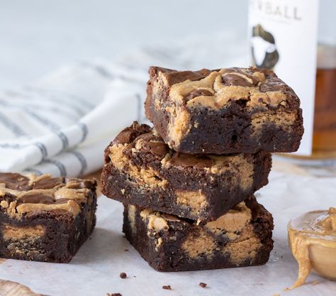 Peanut Butter Whiskey Fudge, Skrewball Peanut Butter Whiskey Fudge, Whiskey Brownies, Screwball Whiskey Dessert Recipes, Peanut Butter Whiskey Dessert, Peanut Butter Whiskey Cake, Peanut Butter Whiskey Recipes, Whiskey Desserts, Bourbon Brownies