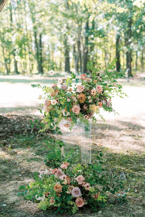 Pressed Flower Table Numbers, Pressed Flower Table, Garden Flower Wedding, Acrylic Pedestal, Flower Table Numbers, Wild Flower Arrangements, Evergreen Flowers, Ceremony Arrangement, Altar Flowers