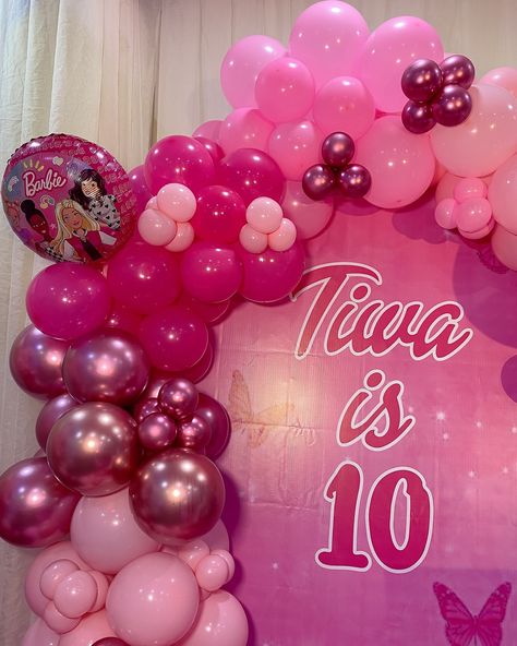 Tiwa Double Digit 10 —— Life in plastic, it’s fantastic!We love creating Barbie themed parties that are as bright and beautiful 💓 Theme : Barbie Venue @upbeatcentre Decor @partybydearkefty Balloons @partyshoppersng #Barbieparty #Barbiefunparty #Eventstyling #Eventplanner #Balloonstylistlagos #partybydearkefty Barbie Party, Bright And Beautiful, Event Styling, Balloon Decorations, Best Part Of Me, Our Love, Party Themes, Balloons, 10 Things