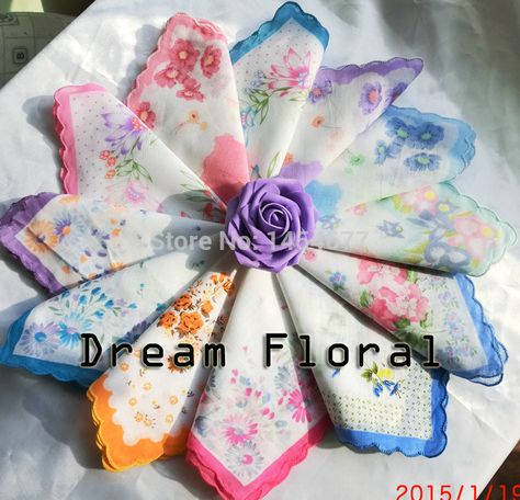 Handkerchief Packing Ideas For Wedding, Handkerchief Design Ideas, Handkerchief Decorations, Hanky Packing Ideas For Wedding, Handkerchief Packing Ideas, Hanky Design, Packing Ideas For Wedding, Vintage Handkerchiefs Crafts, Wedding Gift Hampers