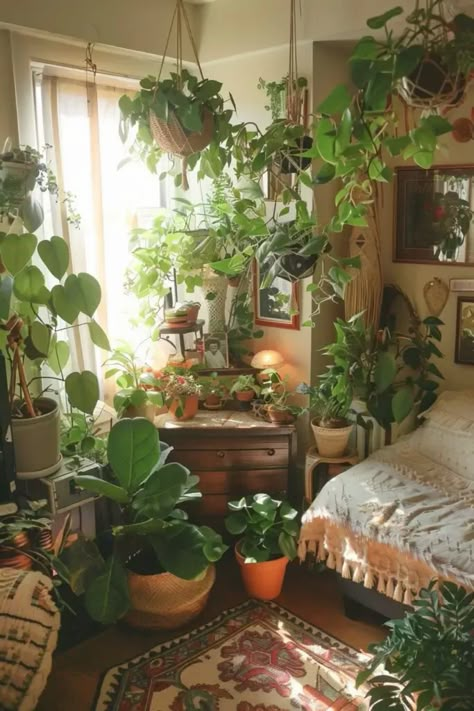 Small Boho Bedroom Ideas: Embrace the Bohemian Vibe in Tiny Spaces Indoor Plants Styling Living Rooms, Plants Styling, Plant Bedroom Aesthetic, Moody Apartment, Plant Room Aesthetic, Cottagecore Bedroom Ideas, Window Plants, Apartment Plants, Plant Room