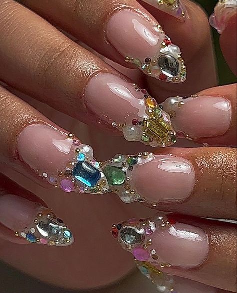 Artistic French Nails, Rhinestone Junk Nails, Colorful Junk Nails, Simple Junk Nails, Chrome Junk Nails, French Nails With Crystals, Simple Bling Nails, Gem Placement On Nails, Fairy Aesthetic Nails