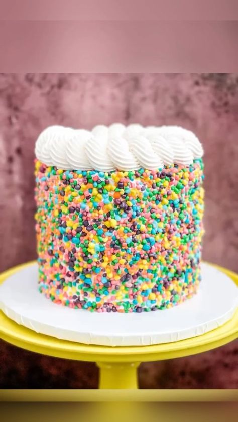 Glow-up Cakes! 🎂🎂 | cake | Glow-up Cakes! | By Neurotic Mom Nerd Desserts, Nerds Cake, Delicious Recipes Dessert, Nerd Cake, At Home Easy Recipes, Food To Make At Home, Moist Cupcake Recipes, Nerd Birthday, Moist Cupcakes